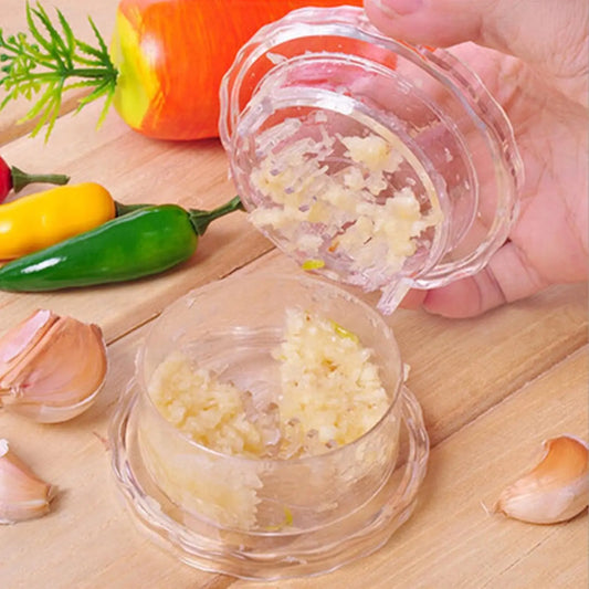 garlic mincer tool for kitchen use
