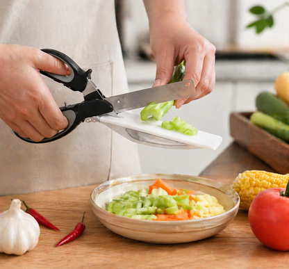 2 in 1 kitchen scissors with cutting board